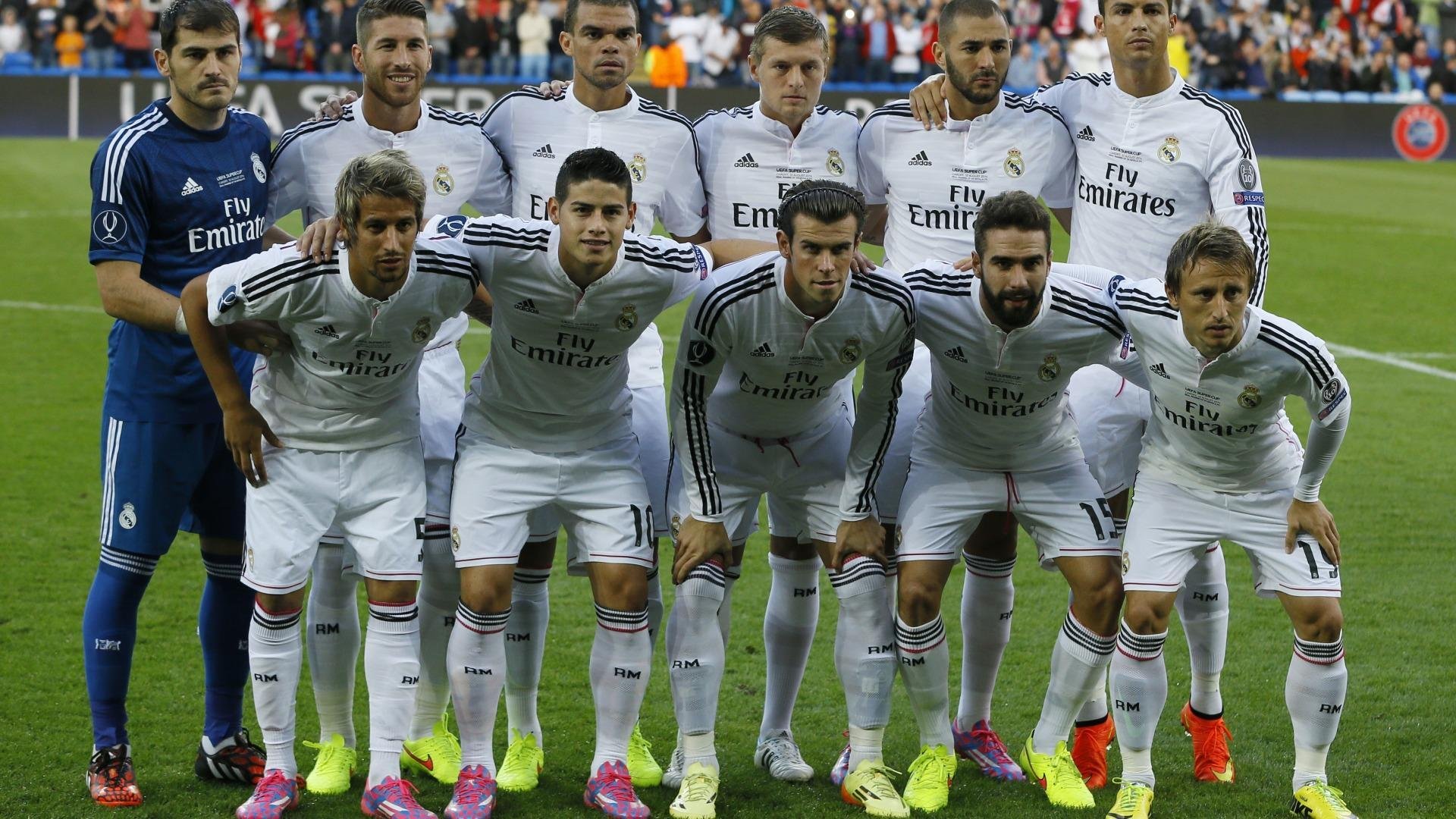 备受瞩目！国内足球争夺激烈前进，近期国内足球比赛